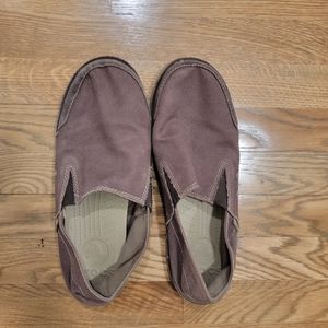 Crocs Men's Loafers Khaki 10